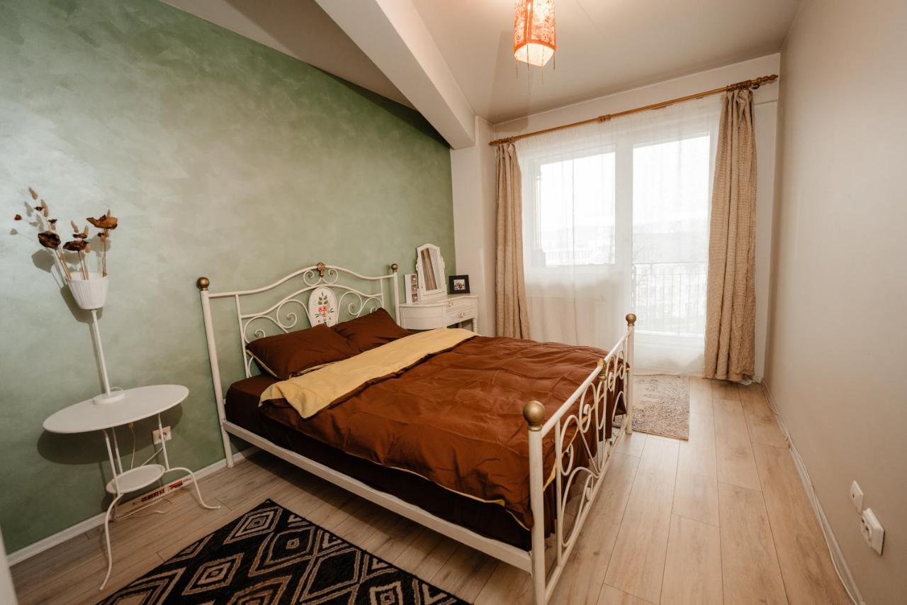 דירות קלוז'-נאפוקה Bright And Cozy Design Apt With Office מראה חיצוני תמונה